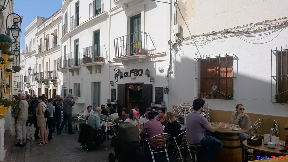 Calle Guzmán el Bueno, una zona turística gastronómica