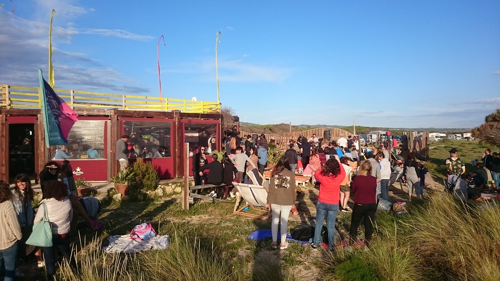 Waves Beach Bar Tarifa, playa de los lances kitebeach
