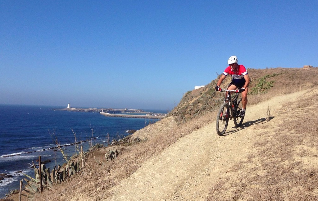 ruta en bici en Tarifa desde la costa del sol