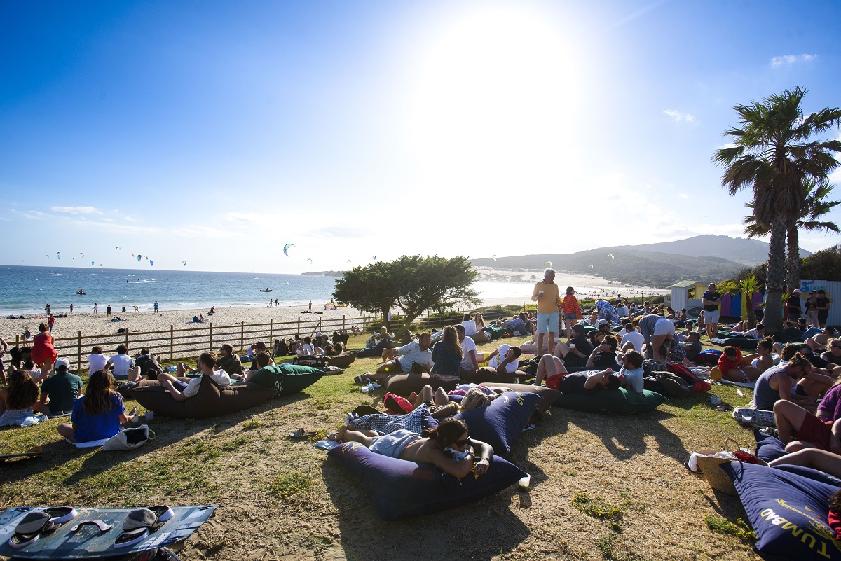 Tumbao tu mejor día de playa en Tarifa